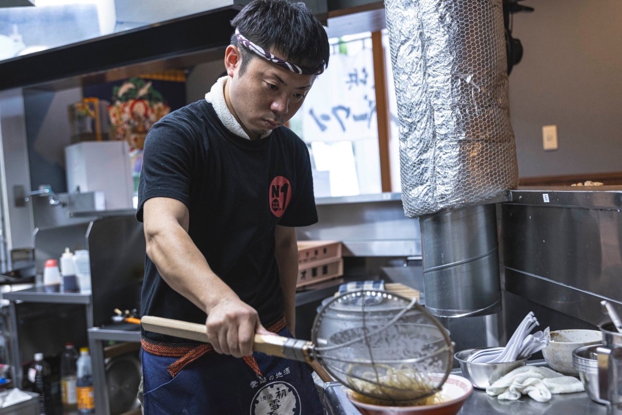 長浜ナンバーワン名島店店主　井上将太